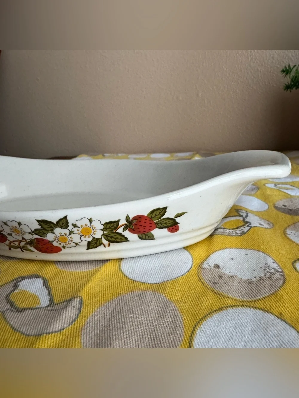 Vintage Sheffield Strawberries ‘n Cream lug handle baking dish